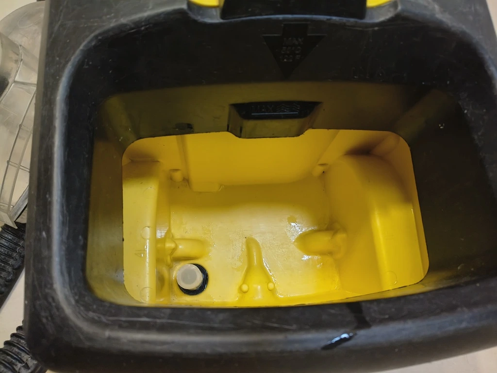 Štěpkovač GreenMech Arborist 150 - Násypka