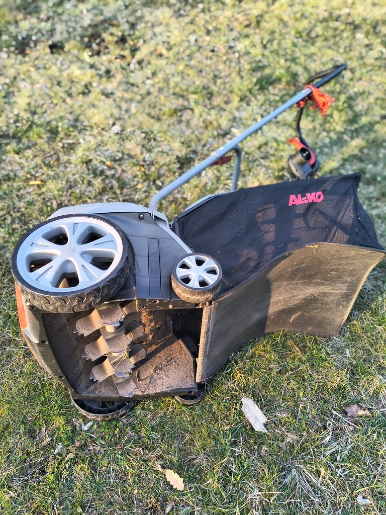 Štěpkovač GreenMech Arborist 150 - Násypka