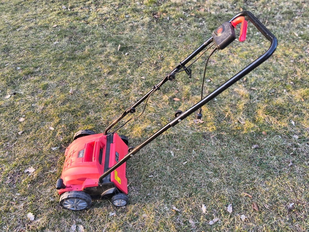 Štěpkovač GreenMech Arborist 150 - Násypka